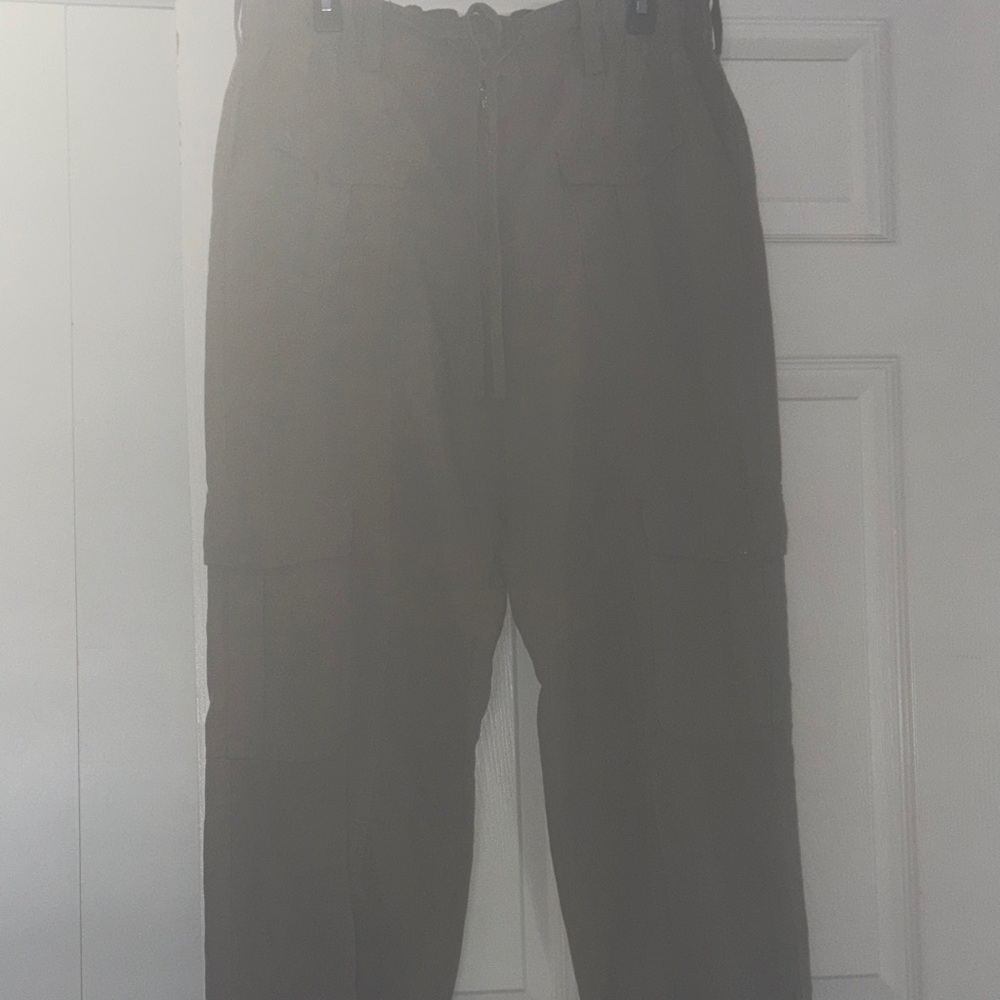 Women’s Cargo Pants - army green